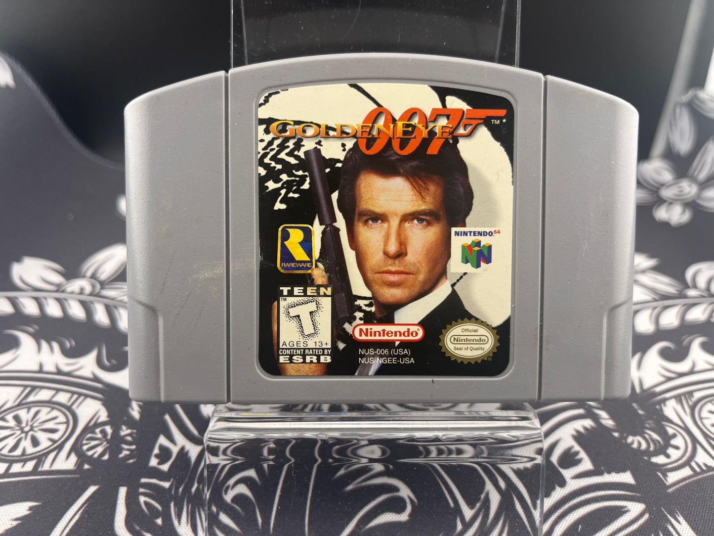 Golden Eye 007 N64 Loose