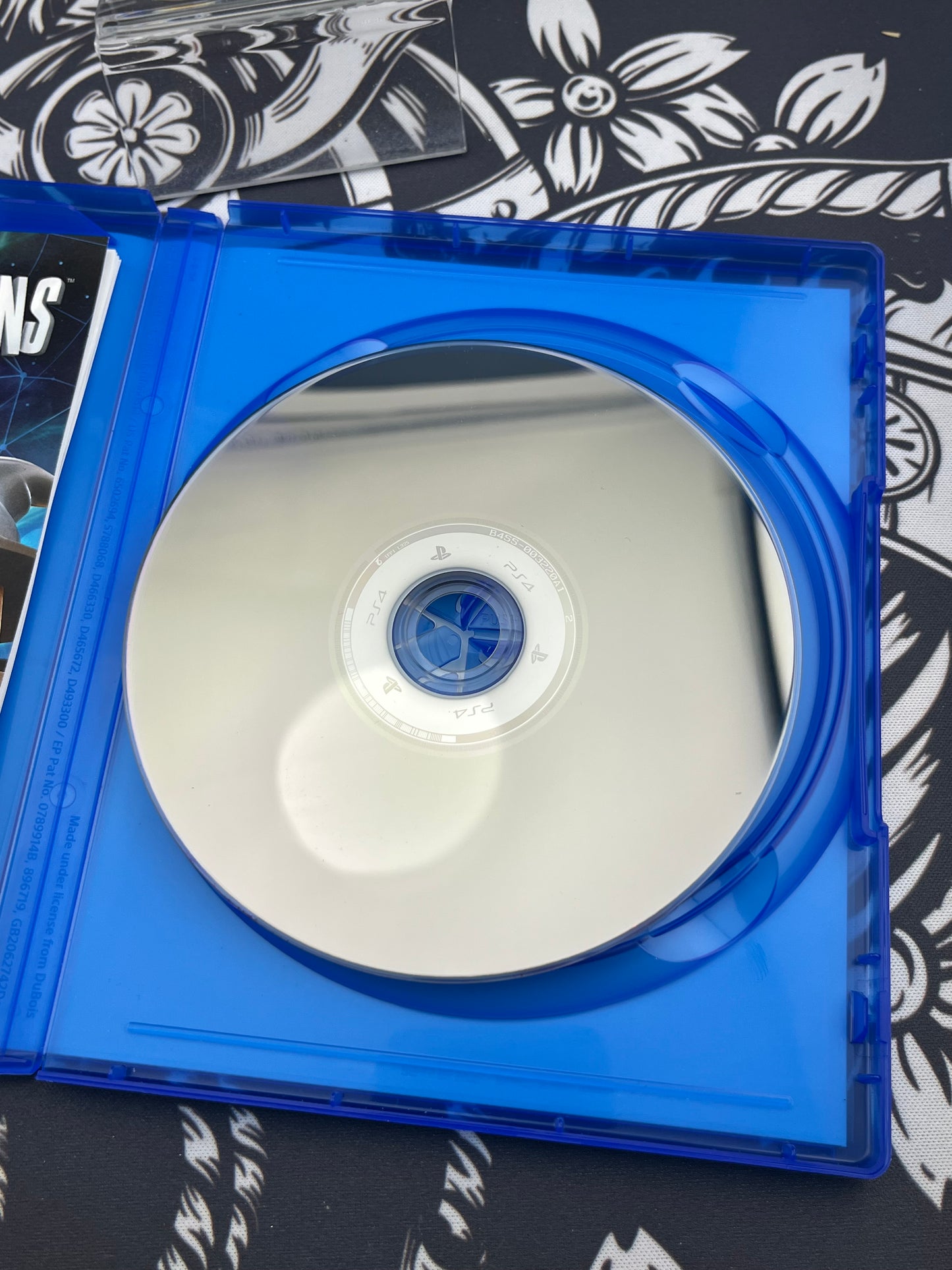 Lego Dimensions PS4 CIB with portal and Misc