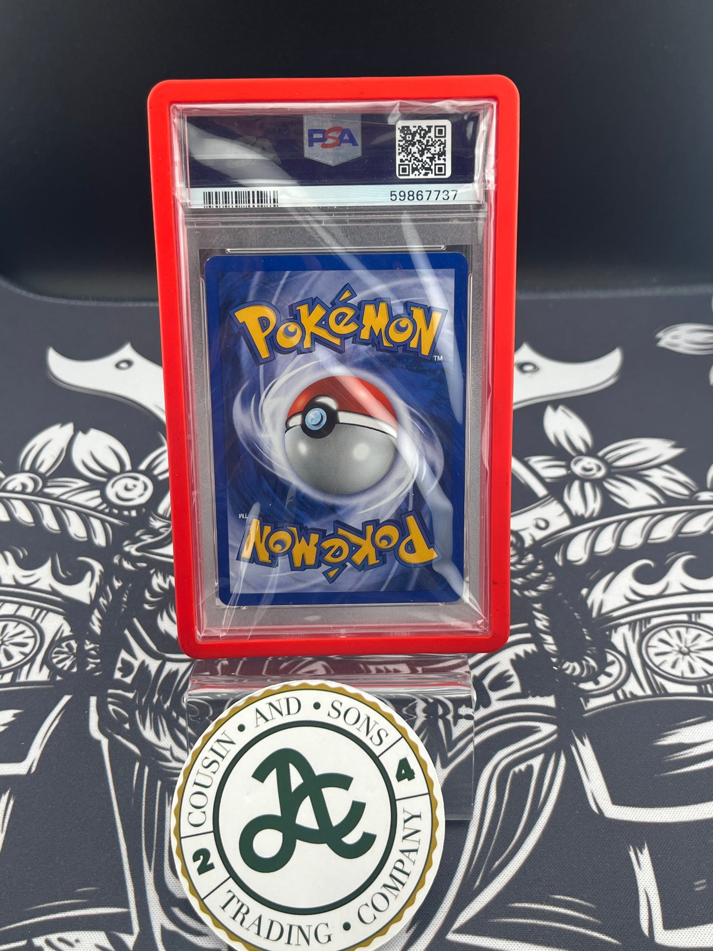 Heracross 2000 Pokemon Neo Genesis Holo PSA 8 + dragon scale graded  bumper