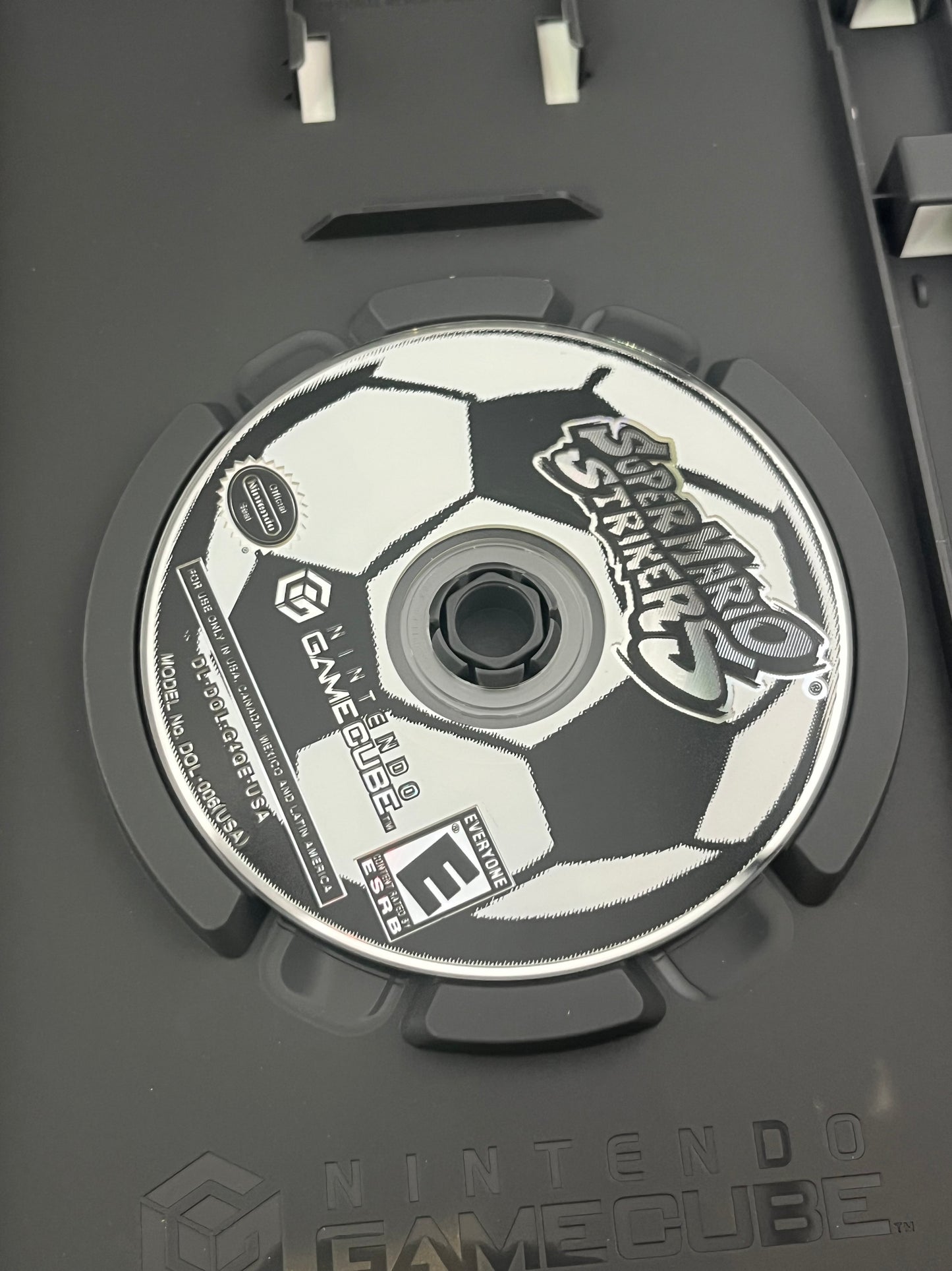 Super Mario Strikers GC GameCube CIB