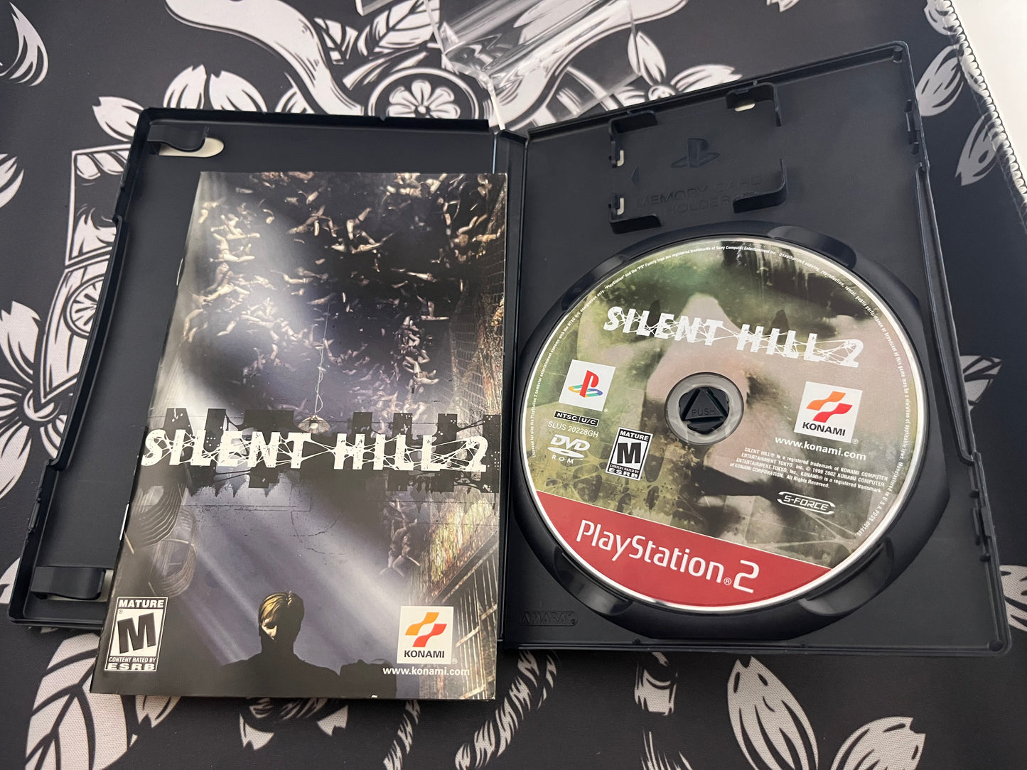 Silent Hill 2 Greatest Hits PS2 CIB