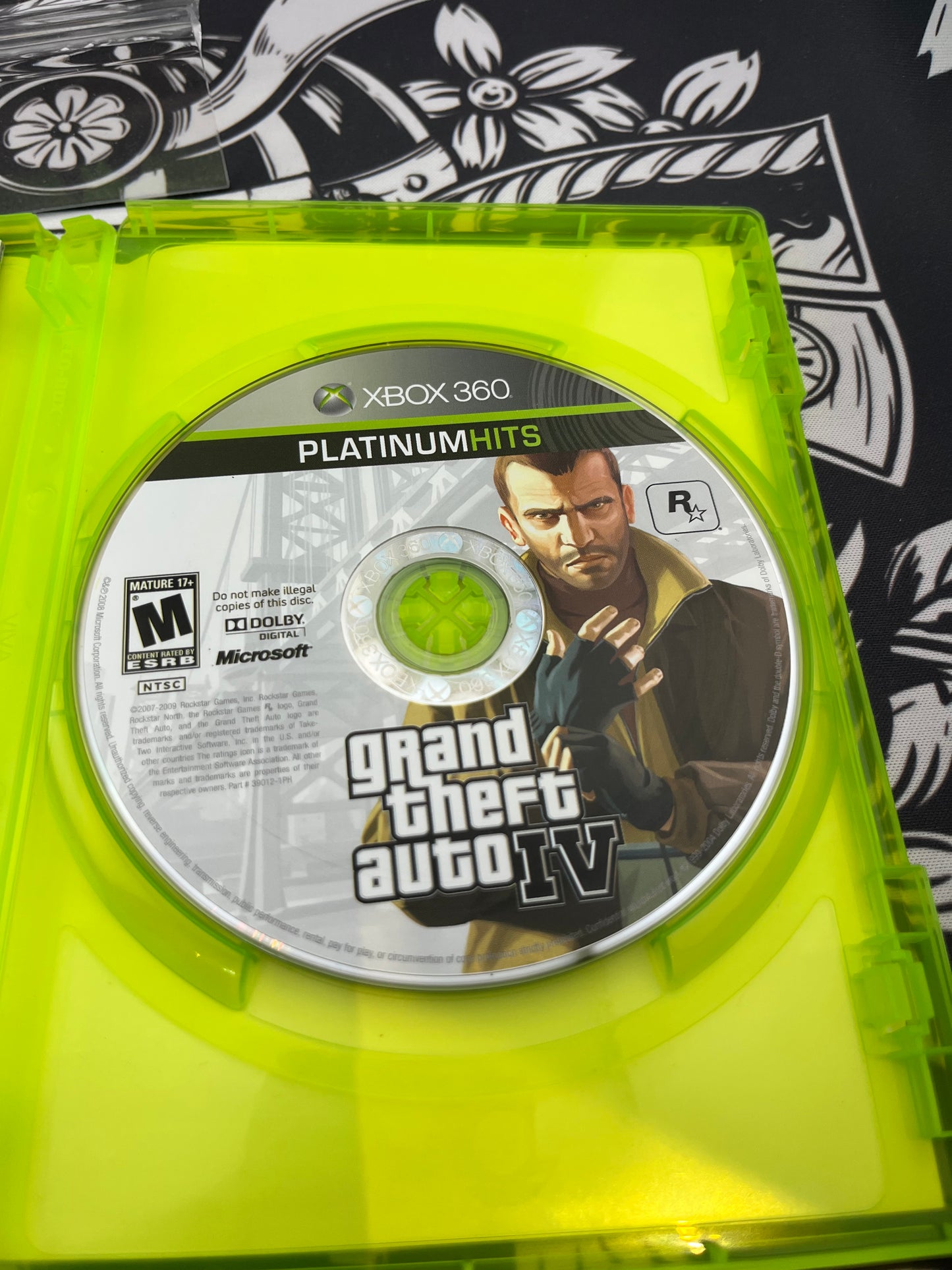 Grand Theft Auto IV GTA 4 PH Xbox 360 No Map