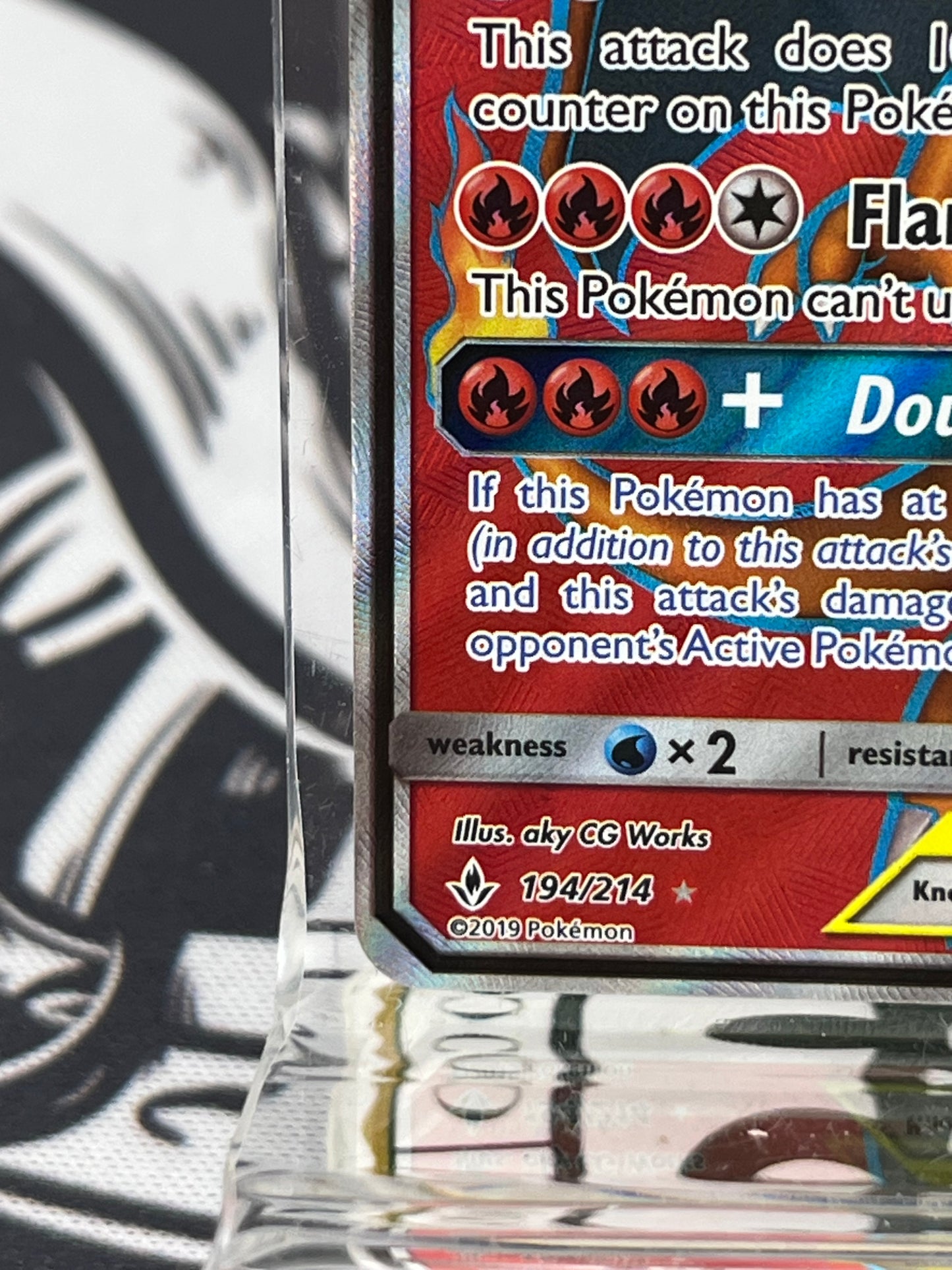 Reshiram & Charizard GX - 194/214 NM