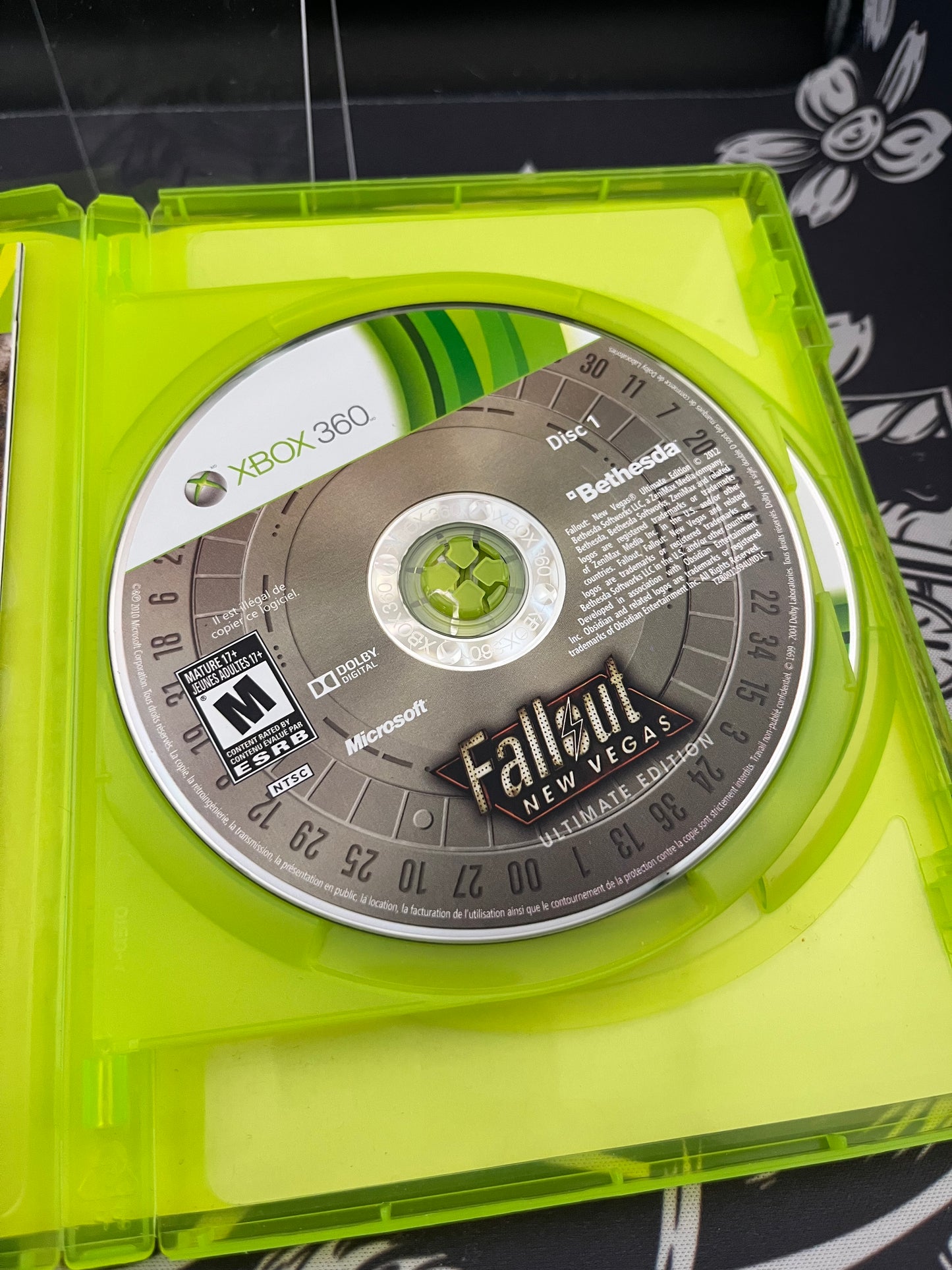 Fallout New Vegas Ultimate Edition Xbox 360 CIB