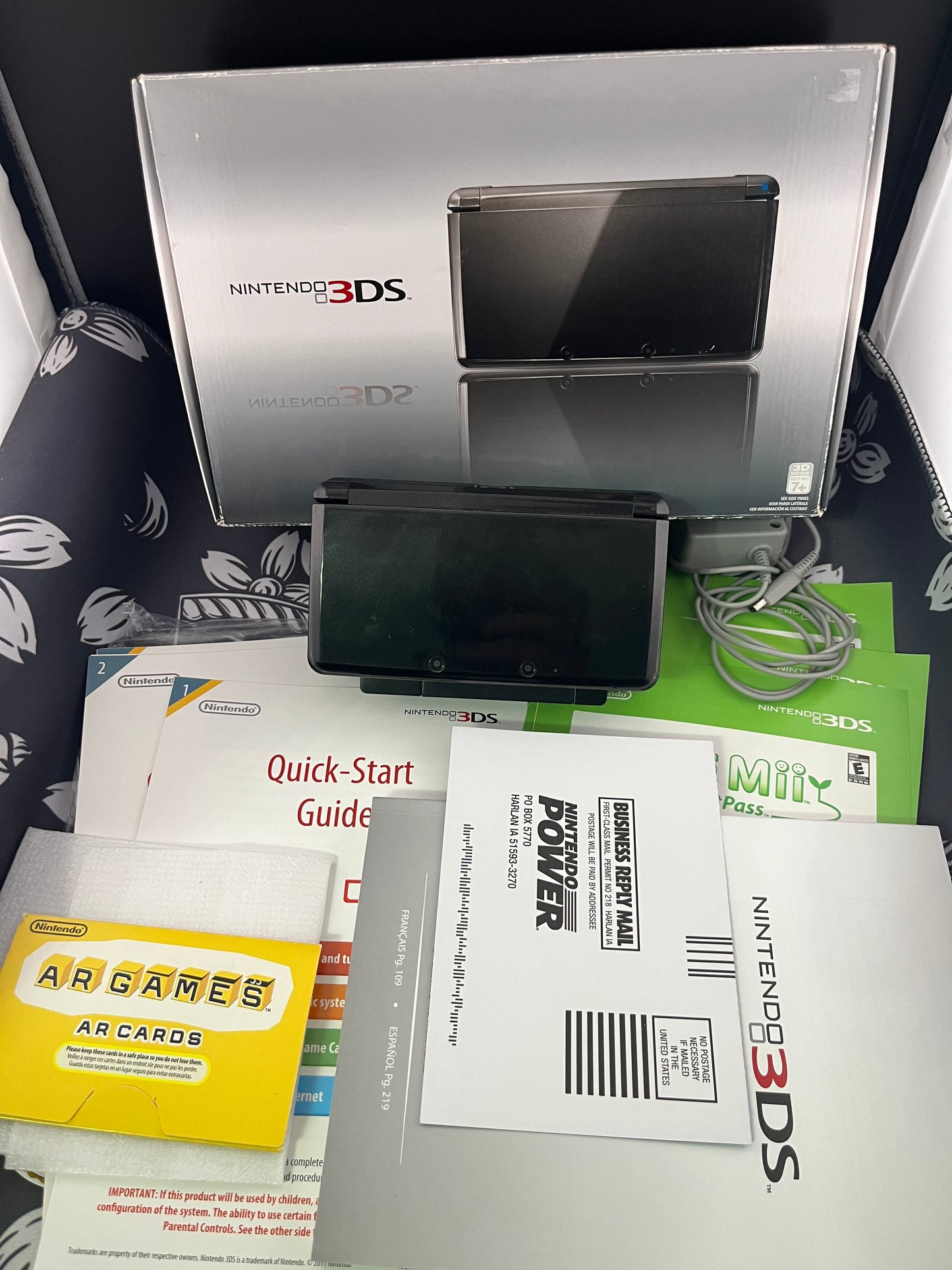 Cosmo Black 3DS Console CIB (No Game Included)