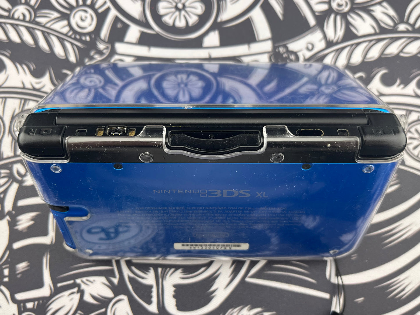 Black and Blue 3DS XL Loose with 5 Games