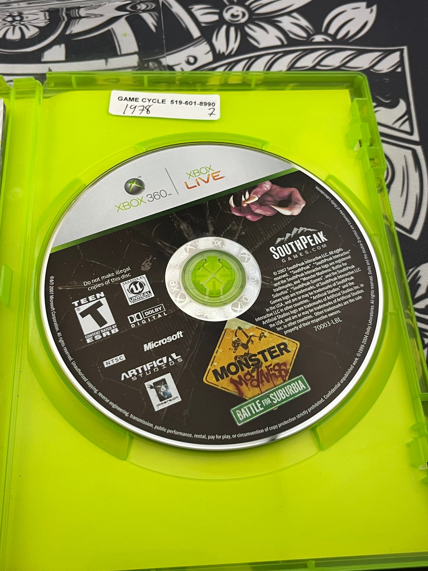 Monsters Madness Battle of Suburbia Xbox 360 CIB