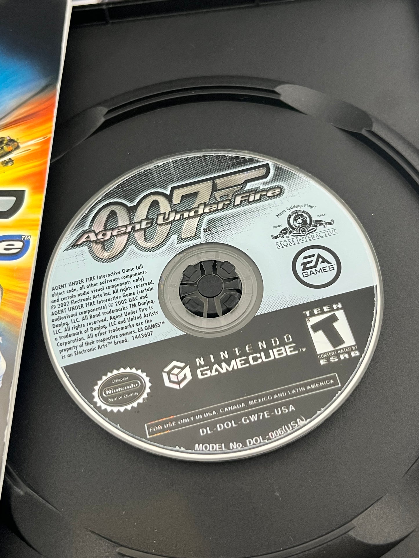 007 Agent Under Fire Player Choice GameCube CIB