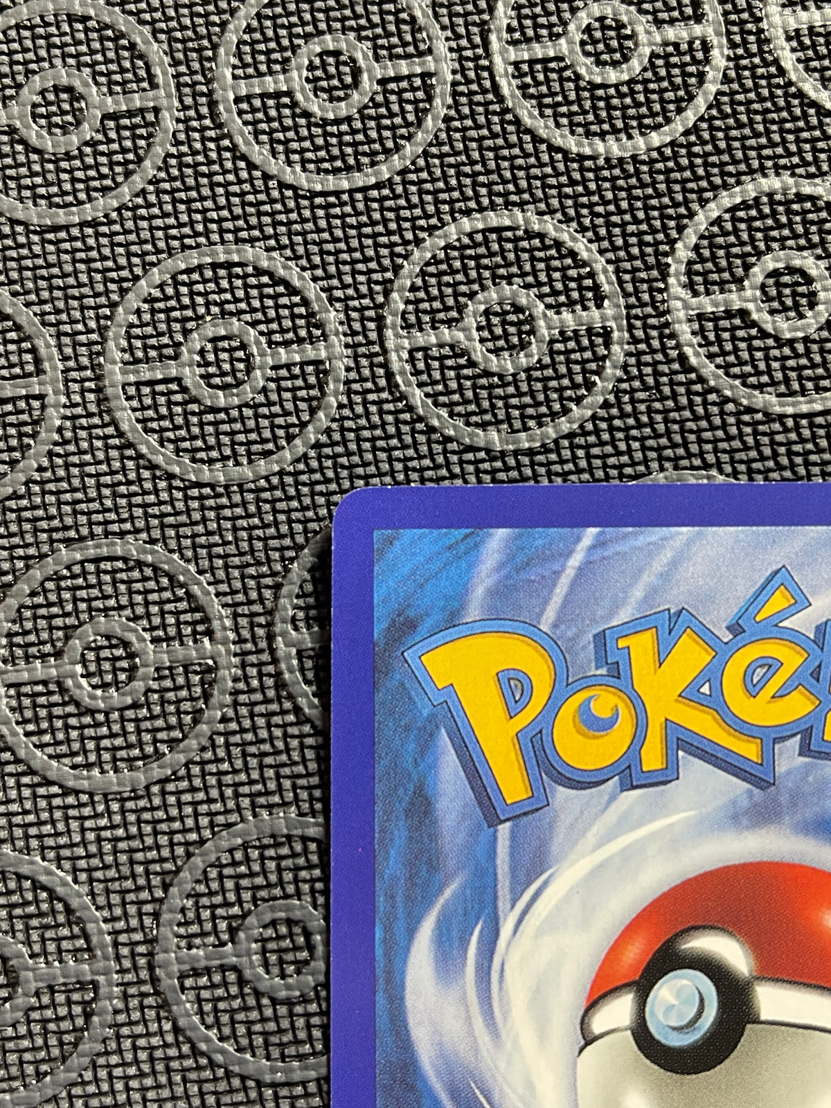 Charmeleon - 1st Edition Shadowless Base Set 24/102 NM