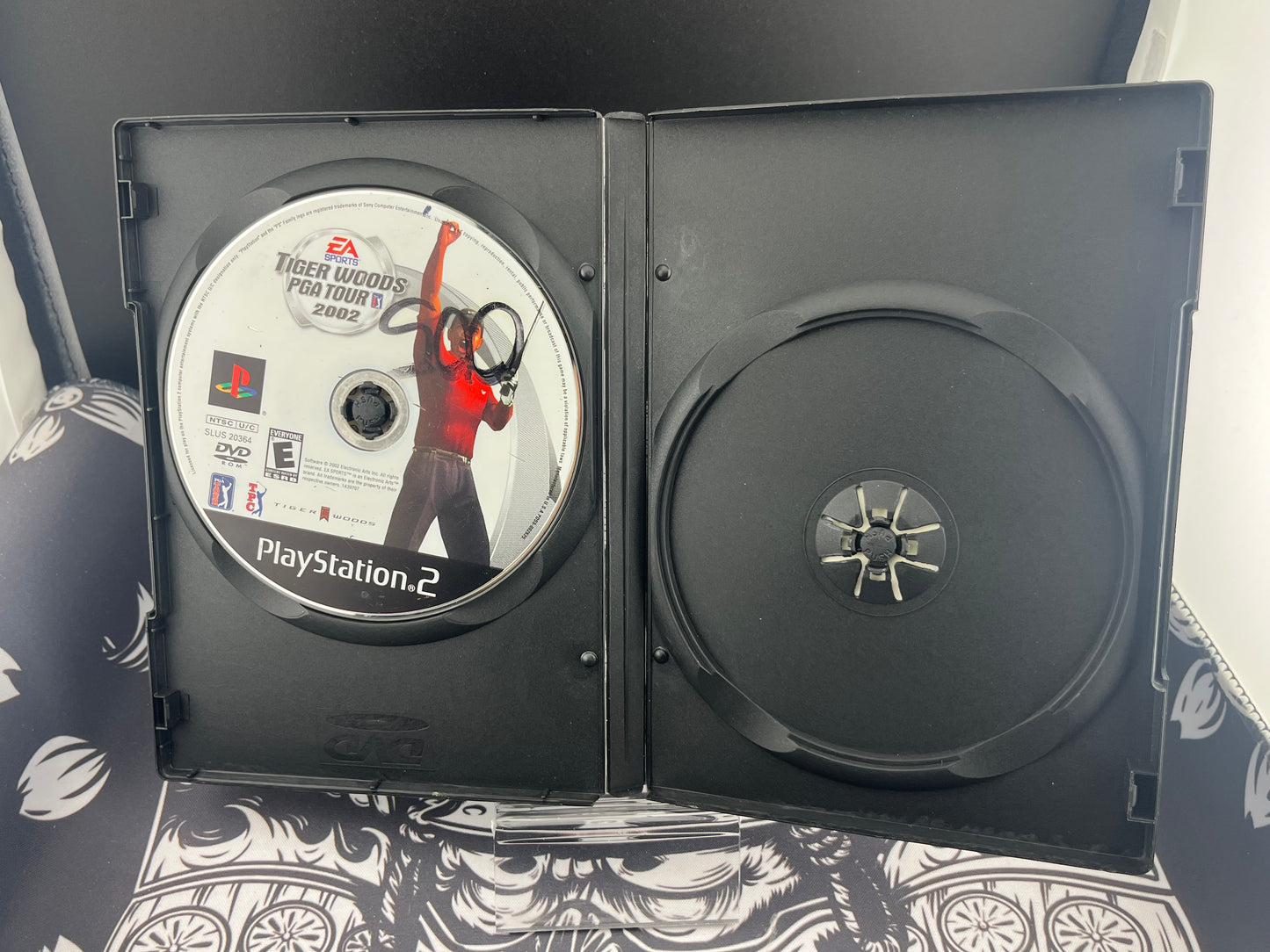 Tiger Woods PGA Tour 2002 PS2 (No manual, reprinted cover)