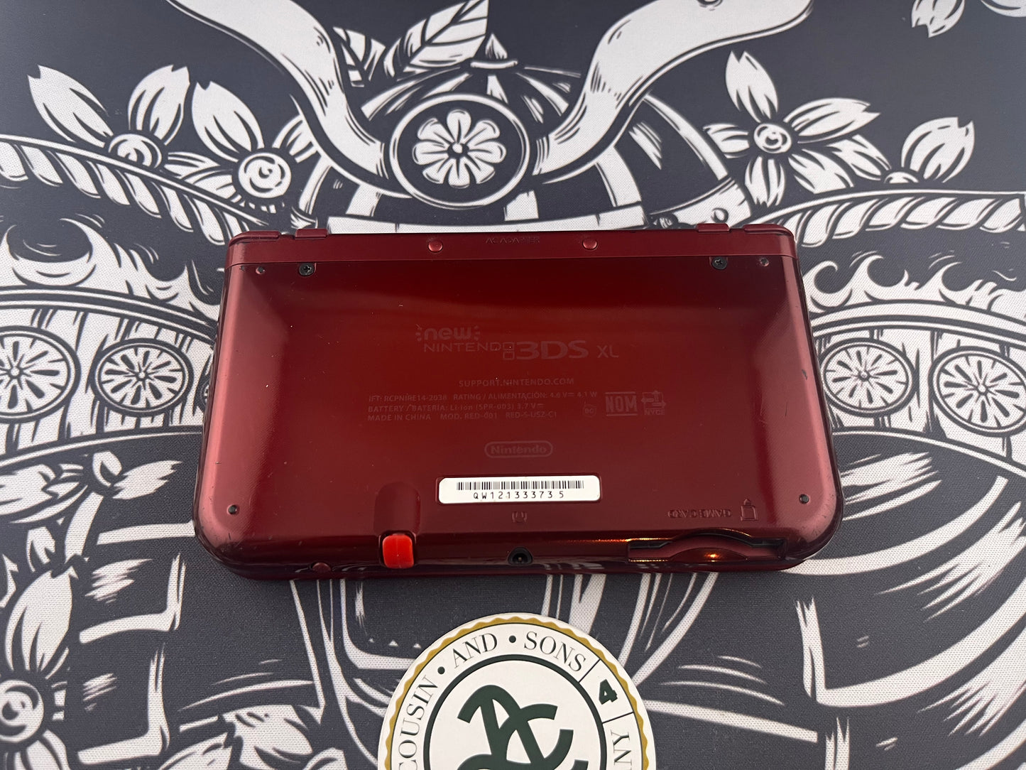 New Nintendo 3DS Xl Red with 3 games