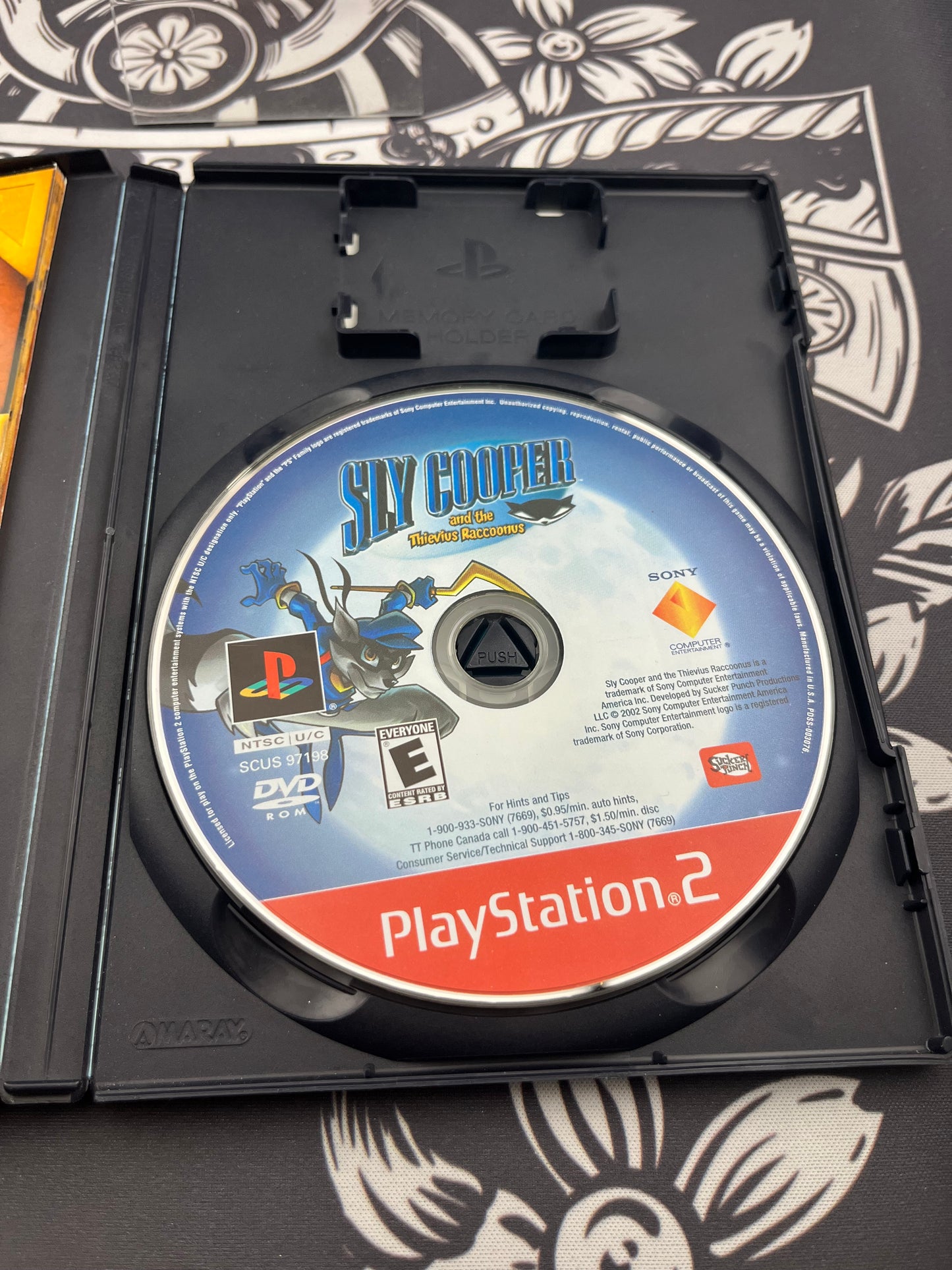 Sly Cooper and the Thievius Racconus Greatest Hits PS2 CIB