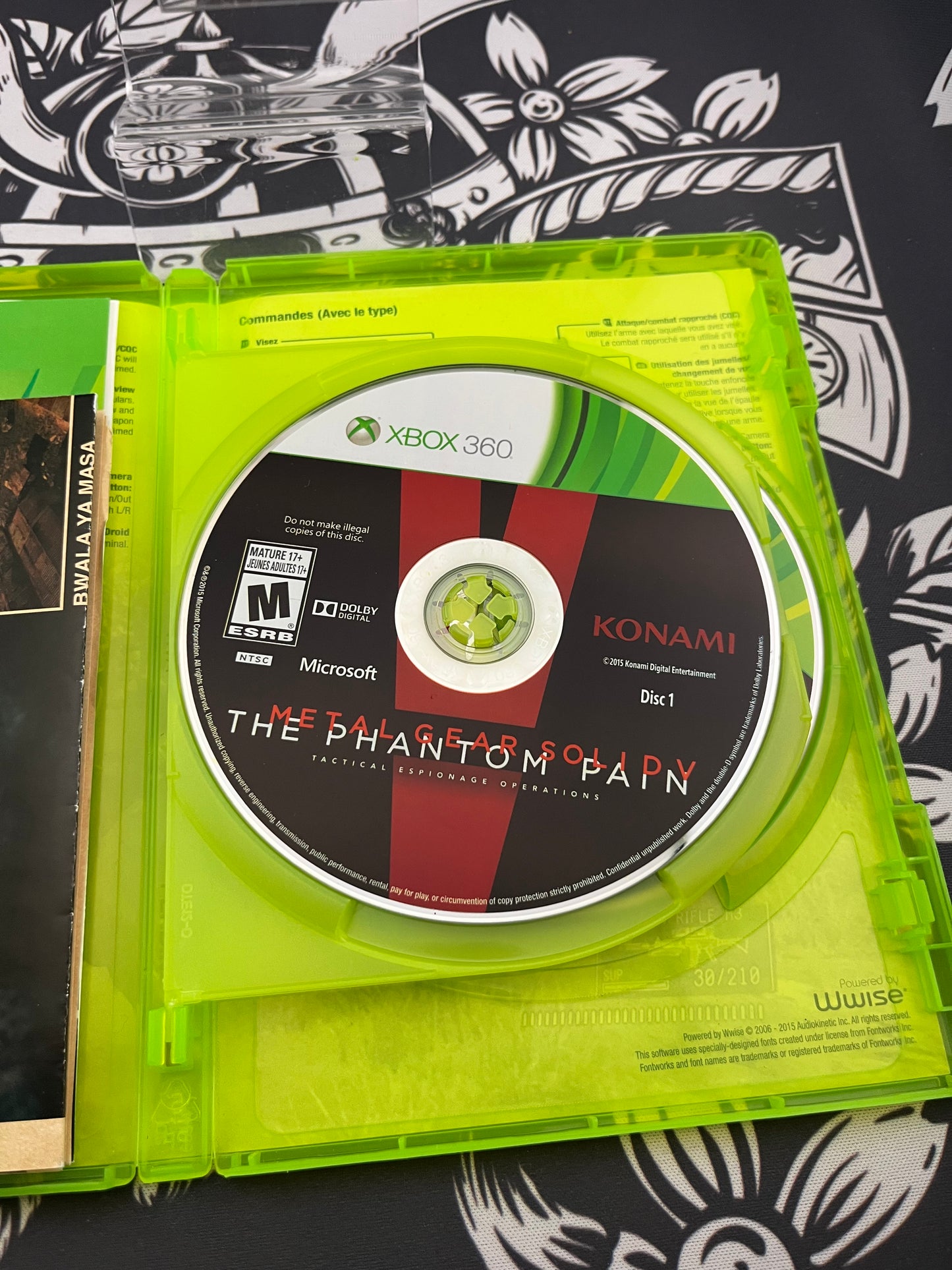 Metal Gear Solid V The Phantom Pain Xbox 360 CIB