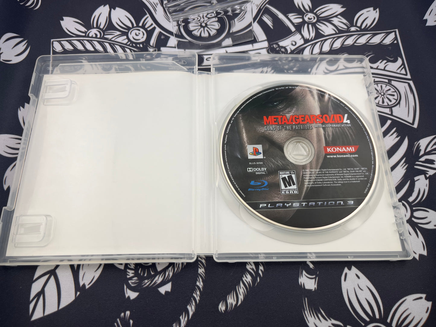 Metal Gear Solid 4 PS3 no Manual
