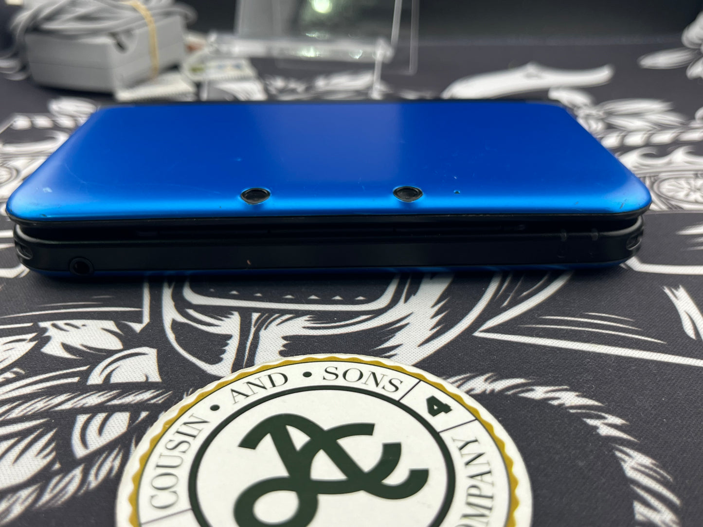 Black and Blue 3DS XL Loose with 4 Games
