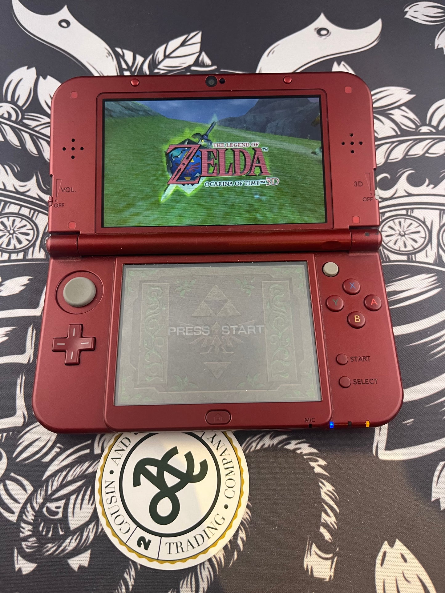 New Nintendo 3DS Xl Red with 3 games