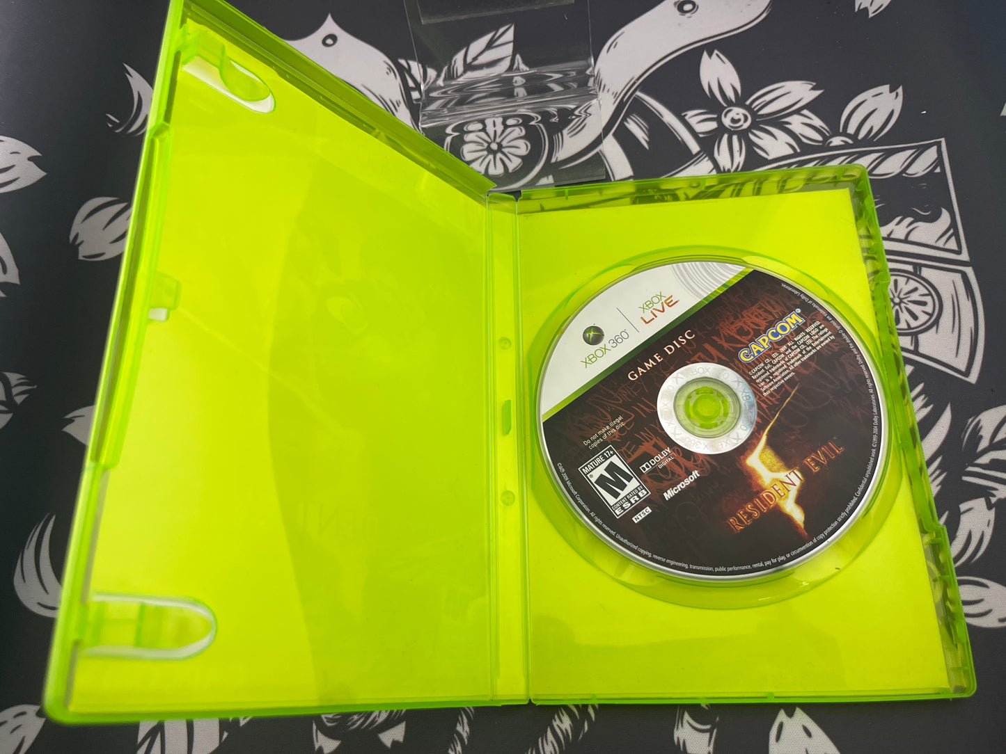 Resident Evil 5 Xbox 360 no manual
