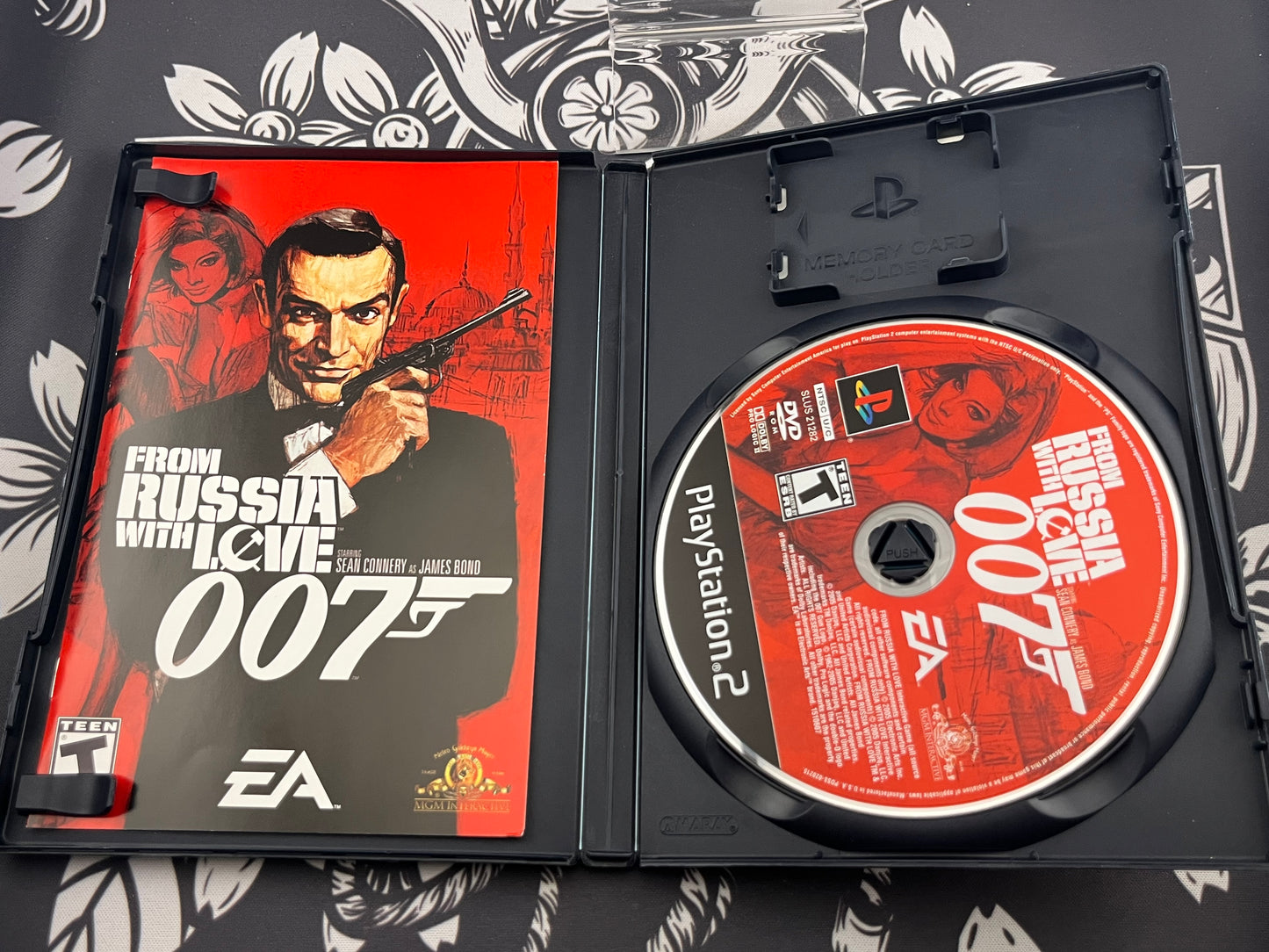 From Russia With Love 007 PS2 CIB