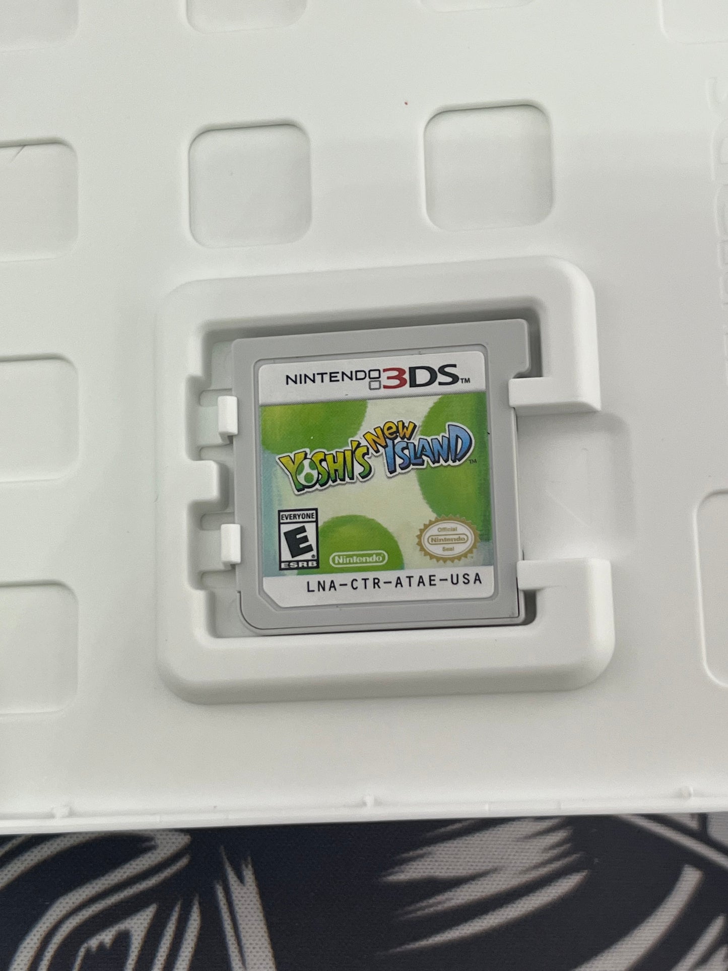 Yoshi’s New Island 3DS CIB