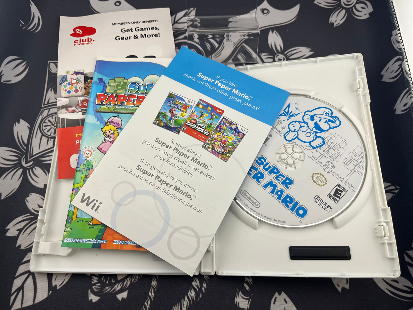 Super paper mario NS selects Wii CIB