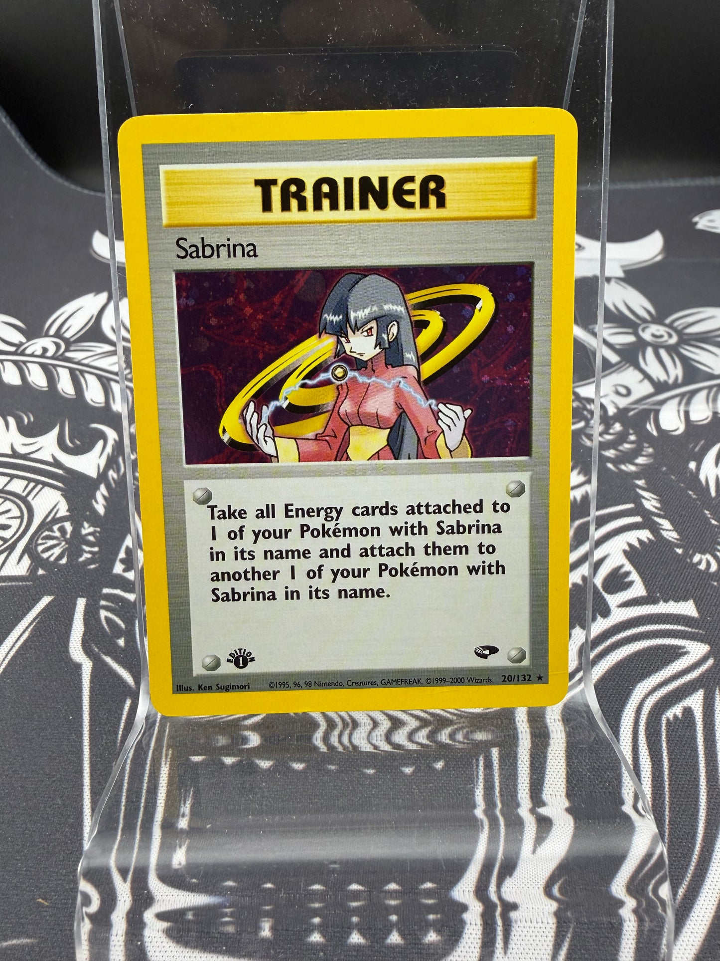 Sabrina- 1st Edition Gym Challenger 20/132 NM