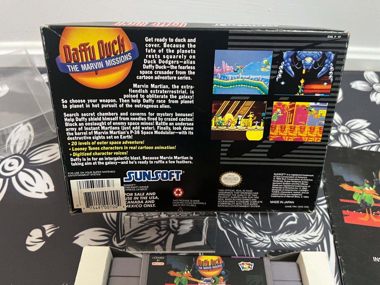 Daffy Duck SNES CIB