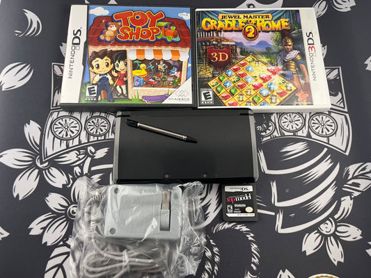 Cosmo Black 3DS loose with 3 games