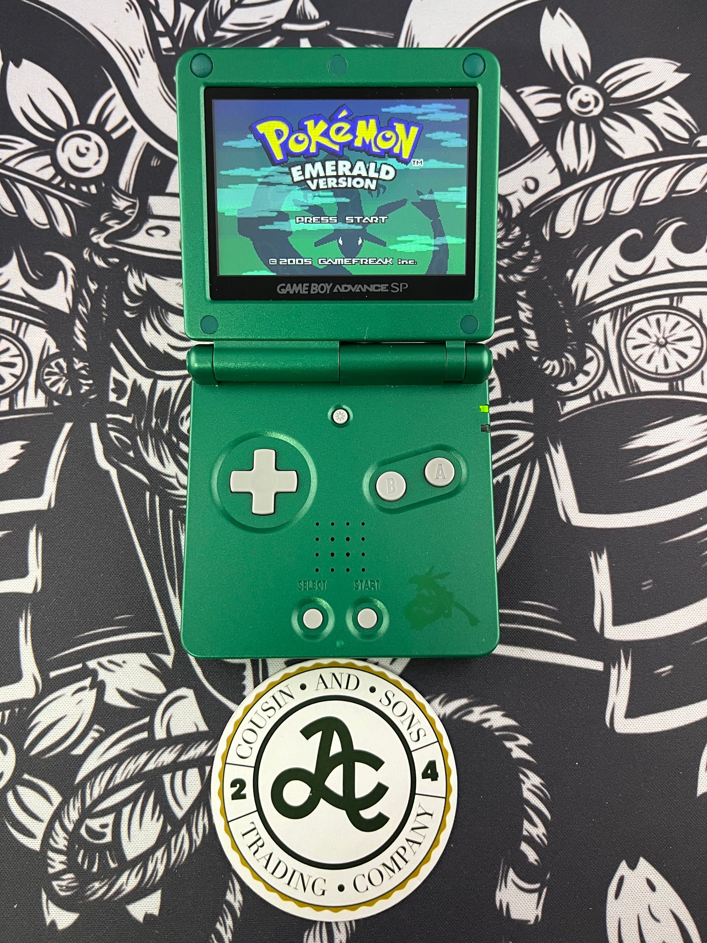 Pokémon Emerald GBA no Label Loose