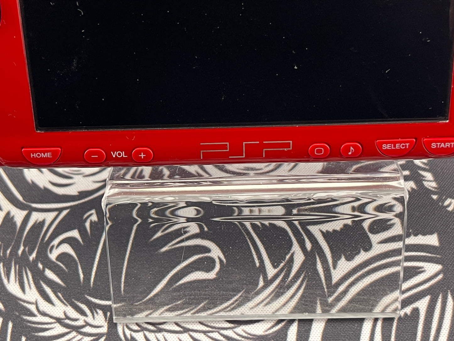 Sony PSP 2000 2001 God of War Limited Edition Red Handheld System + Charger