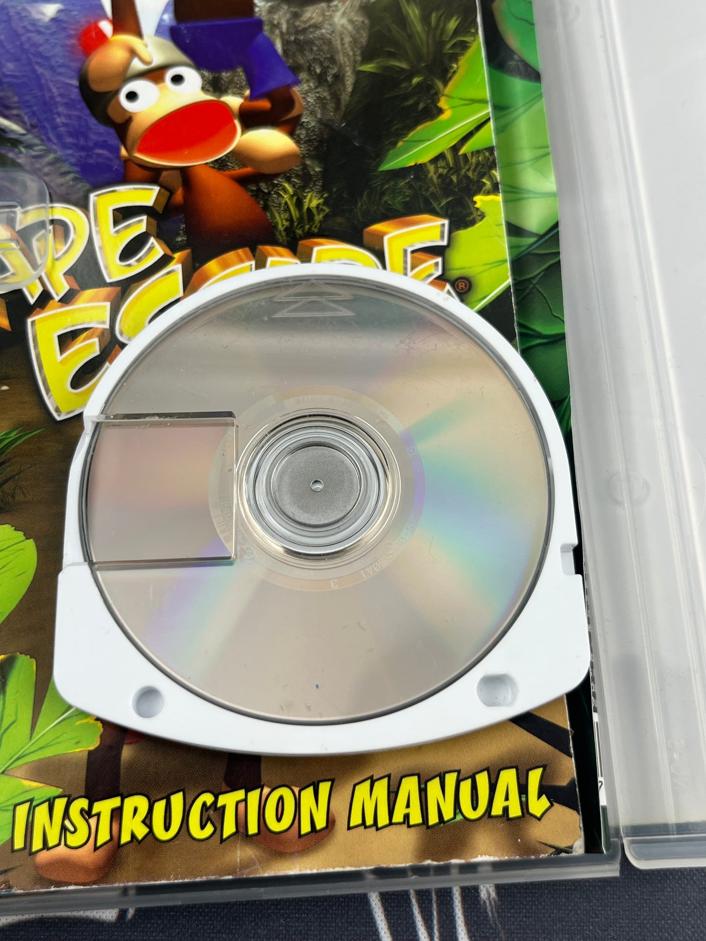 Ape Escape On the Loose PSP CIB